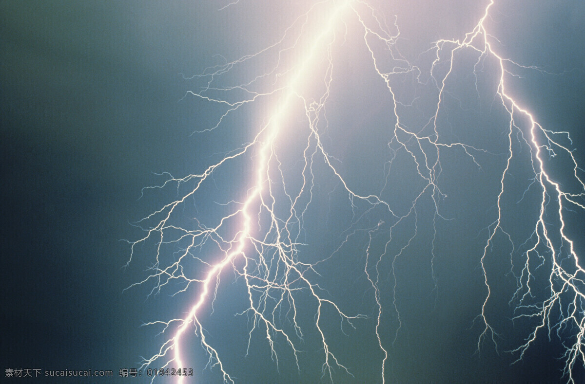 閃電雷電背景 背景 背景素材 巨雷 閃電 夜晚 雨夜