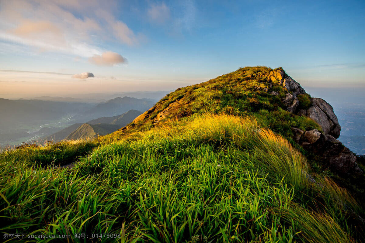 山峰云層 綠色 山脈 大山 自然 風(fēng)景 白云 云層 唯美 山谷 山坡 晚霞 傍晚 美麗 彩色 燦爛 環(huán)保 山水風(fēng)景 自然景觀
