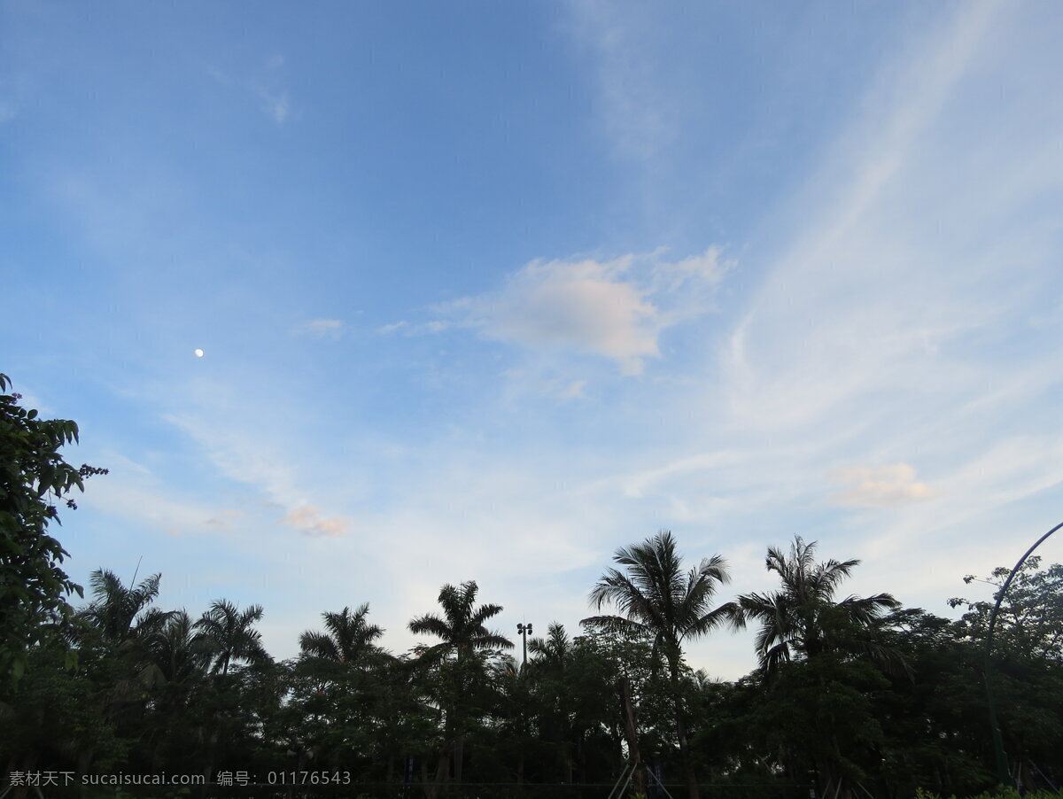 夜晚的天空 云 天空 夜晚 夜景 云彩 背景 旅游攝影 自然風(fēng)景