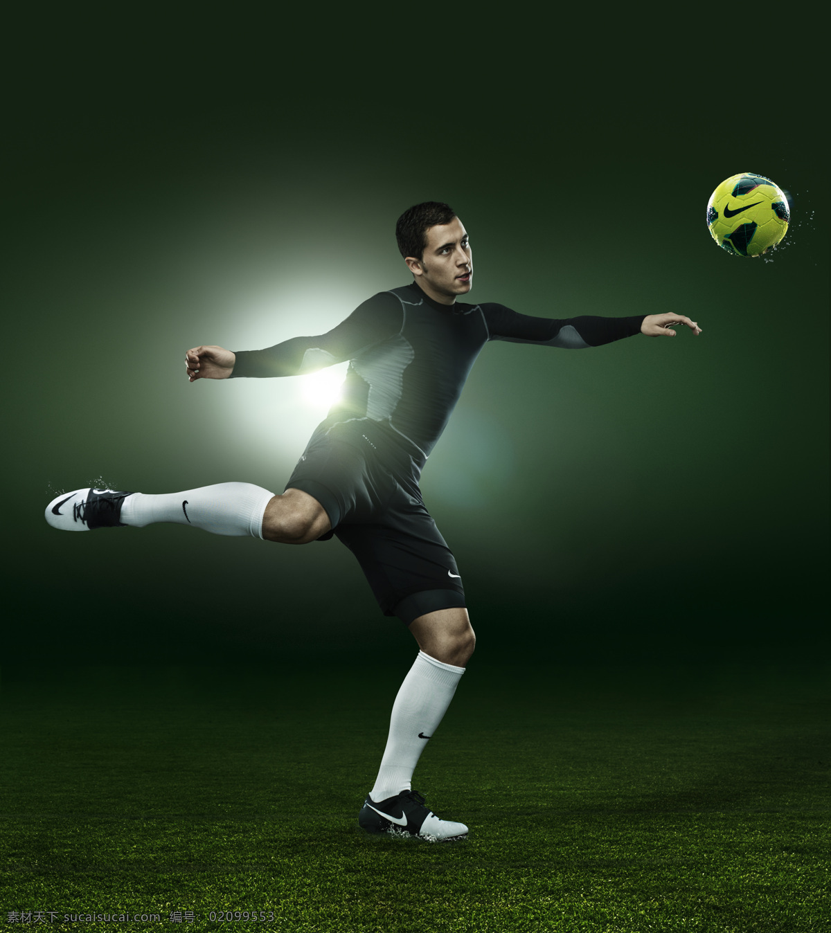 nike 广告宣传 平面广告 体育运动 文化艺术 足球明星 足球 系列 平面 矢量图 日常生活