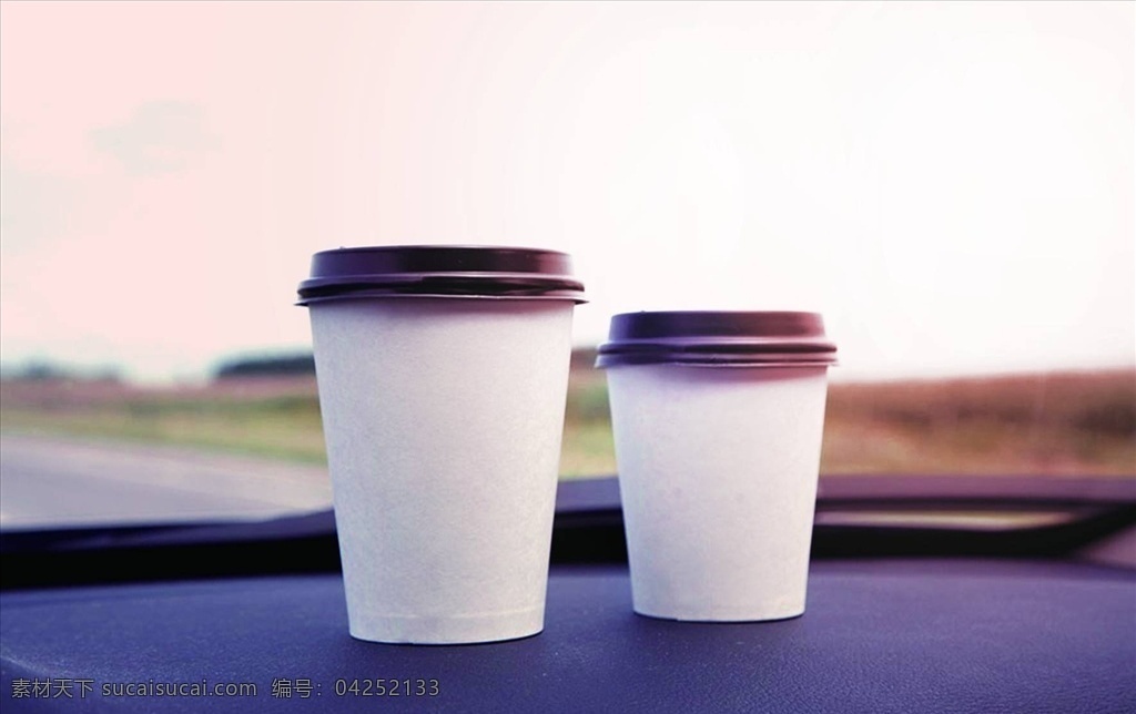 杯子樣機圖片 飲料杯樣機 茶飲料杯樣機 咖啡杯模版 果汁杯樣機 奶茶杯樣機 奶茶紙杯樣機 咖啡紙杯樣機 咖啡包裝樣機 帶蓋咖啡紙杯 咖啡杯樣機 紙杯樣機 紙杯模版 mockups 樣機 智能對象 貼圖 提案 樣機模板展示 vi樣機 樣機素材 包裝樣機 vis樣機 志在設(shè)計