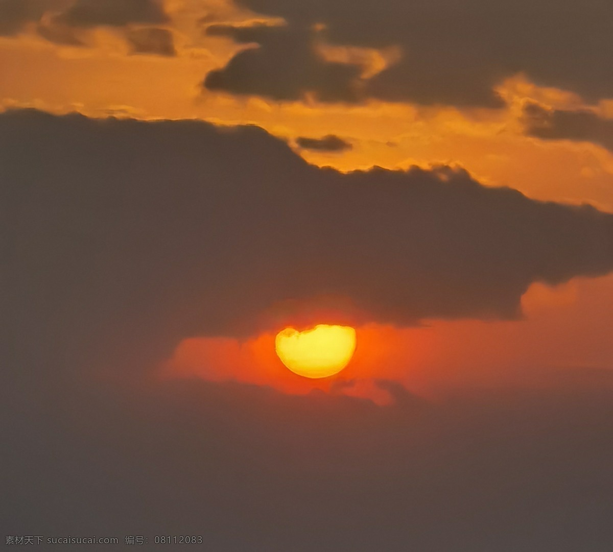 云遮日图片 日出 太阳 太 阳 圆 红日 红 云遮日 阴 晕 旅游摄影 国内旅游