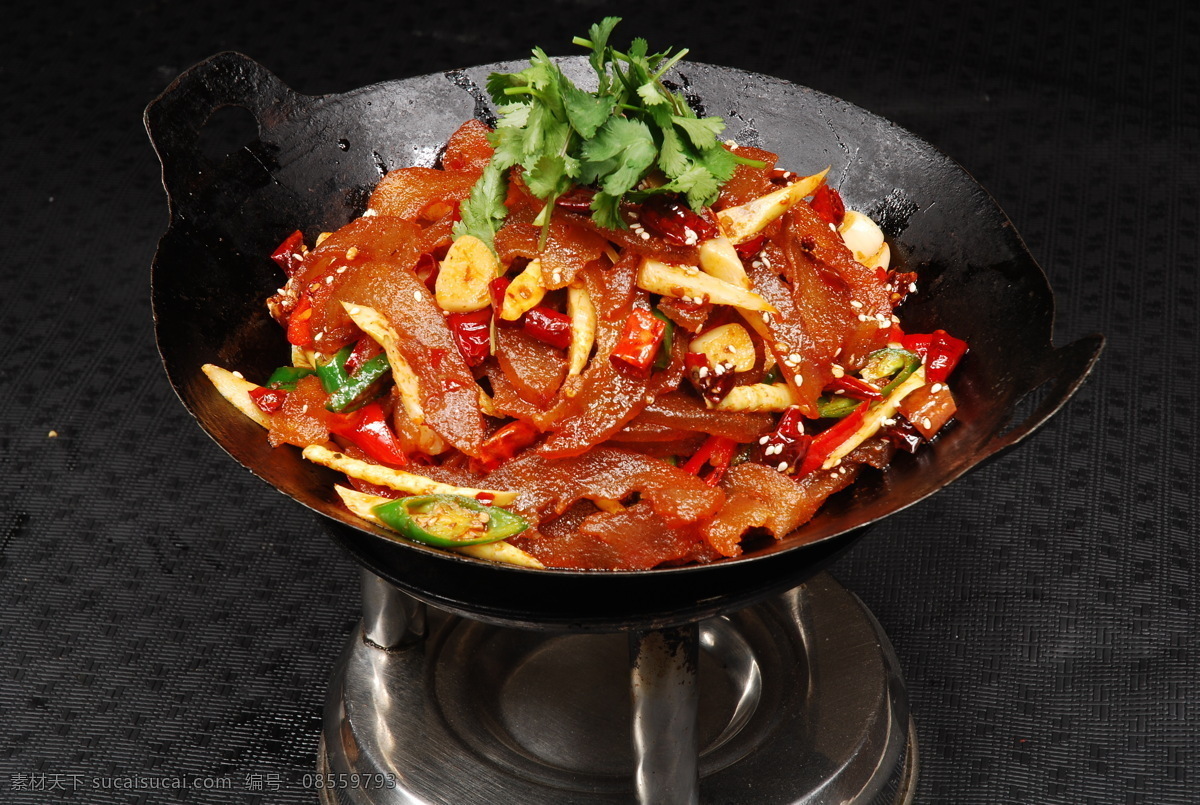 干鍋牛肉 水煮牛肉 小牛肉 干鍋帶皮牛肉 香鍋帶皮牛肉 炒帶皮牛肉 鍋?zhàn)信Ｈ?干鍋黃牛肉 干鍋牛肉筋 筋頭巴腦 牛筋煲 牛肉筋 麻辣香鍋 燉牛筋腩 麻辣牛筋 麻辣牛肉鍋 干鍋筋頭巴腦 筋頭巴腦鍋 筋頭 牛筋 巴腦 牛頭肉 美食 餐飲美食 傳統(tǒng)美食