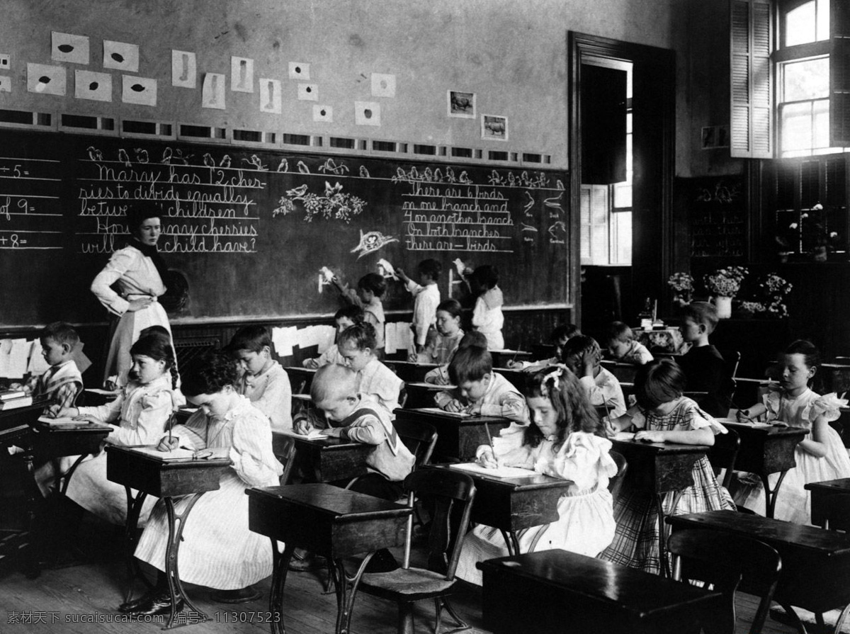 黑白老照片 黑白 老照片 孩子 教室 课堂 黑板 多人 60年代 摄影图 人物图库 其他人物 摄影图库