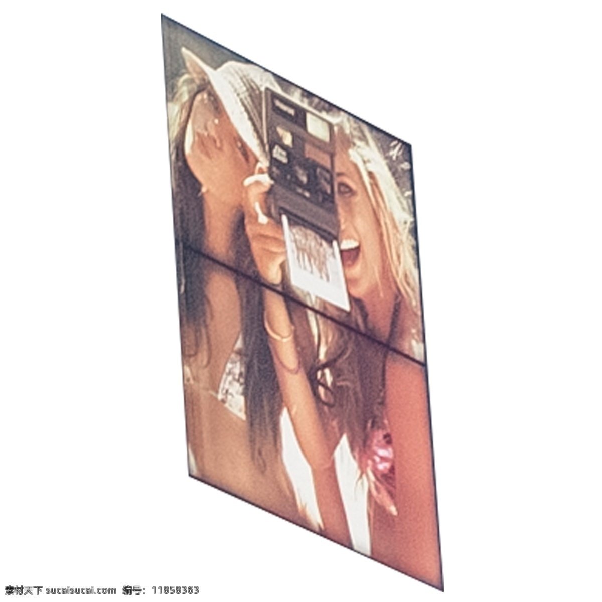 纪念 画册 两个 美女 相机 拍摄 画 贴画 墙画 广告画 宣传画 广告宣传画 墙体宣传画
