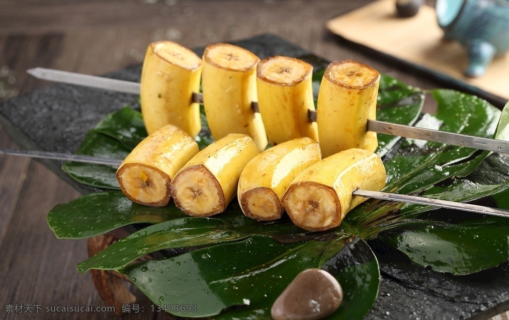 宝剑大串香蕉 烤香蕉 香蕉 烤串 烧烤 串串 美食 餐饮美食 传统美食