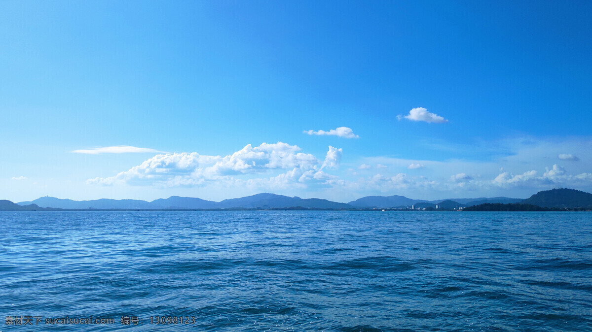 普吉岛 珊瑚岛 蓝天 白云 海浪 岛屿 海天一色 旅游摄影 国外旅游