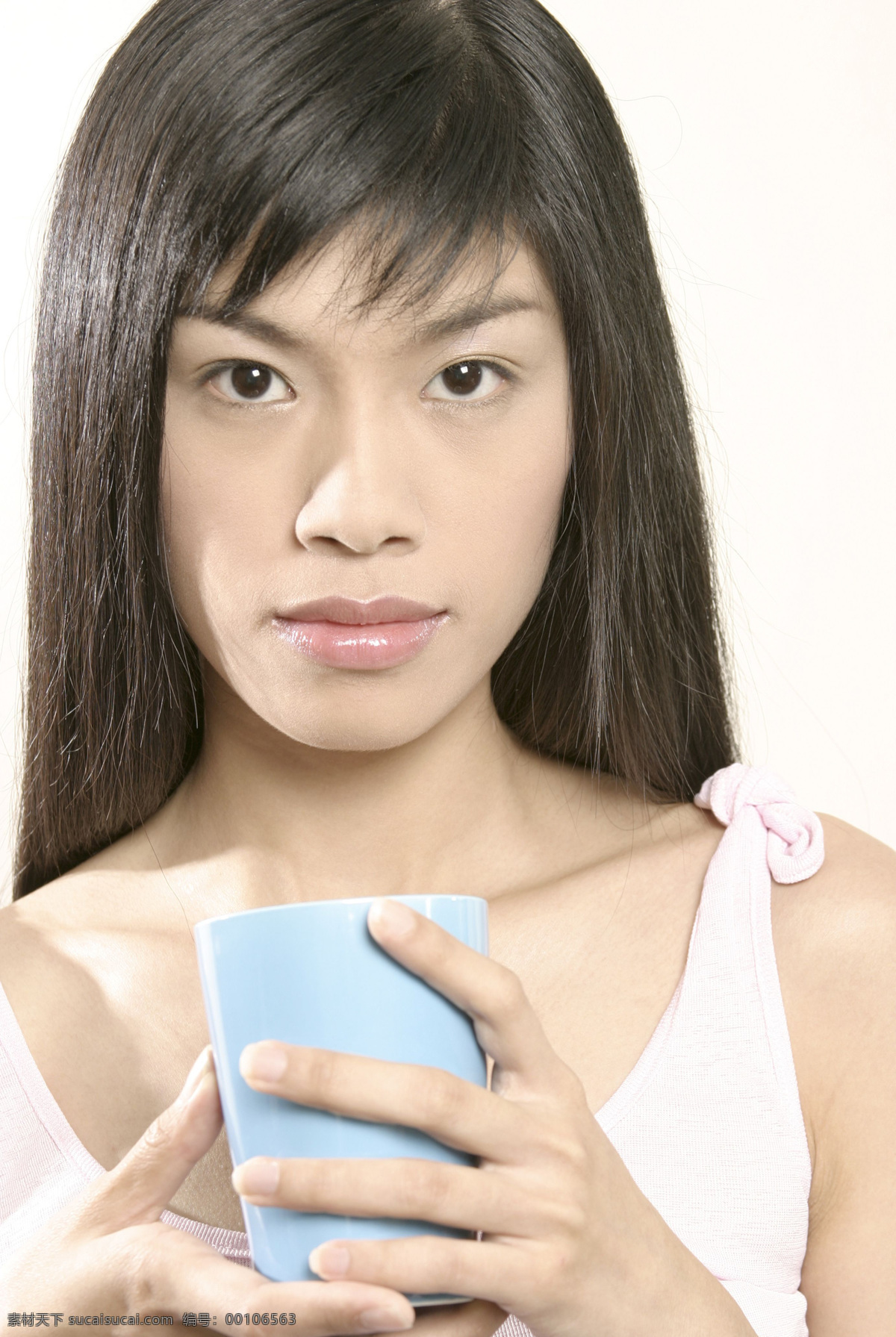 杯子 女人 女士 女性 人物图库 日常生活 摄影图 眼神 手 握 女性手握杯子 女性特写 矢量图