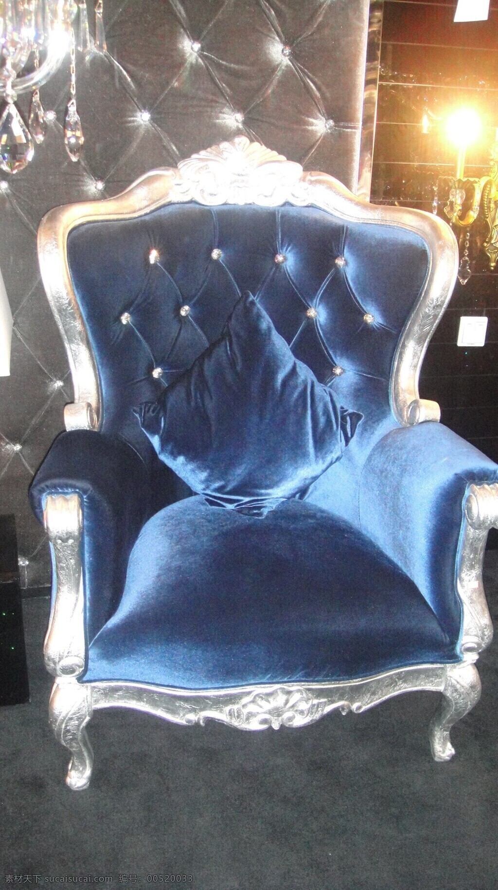 高贵 古典 家居 家居生活 家具 欧式 欧式沙发 欧洲 沙发 座椅 深蓝色 生活百科 家居装饰素材