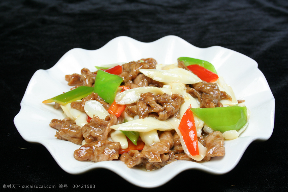 鸡腿菇炒牛肉 美食 传统美食 餐饮美食 高清菜谱用图