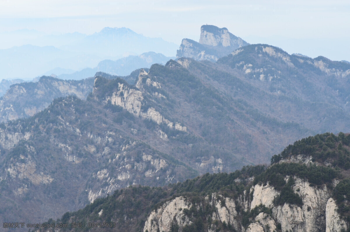 白云山 栾川白云山 栾川 青山 绿树 高山 奇石 白云 伏牛山 国内旅游 旅游摄影 风景名胜 自然景观 摄影图片