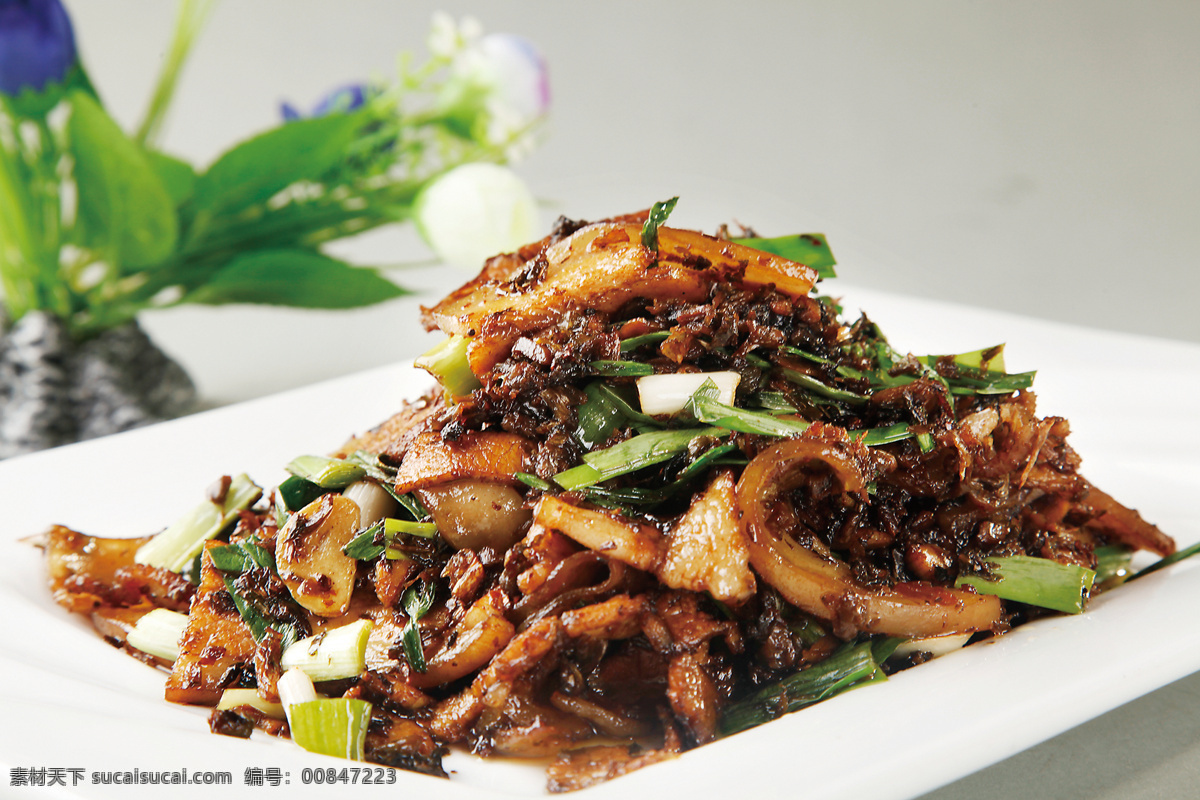 盐菜回锅肉 美食 传统美食 餐饮美食 高清菜谱用图