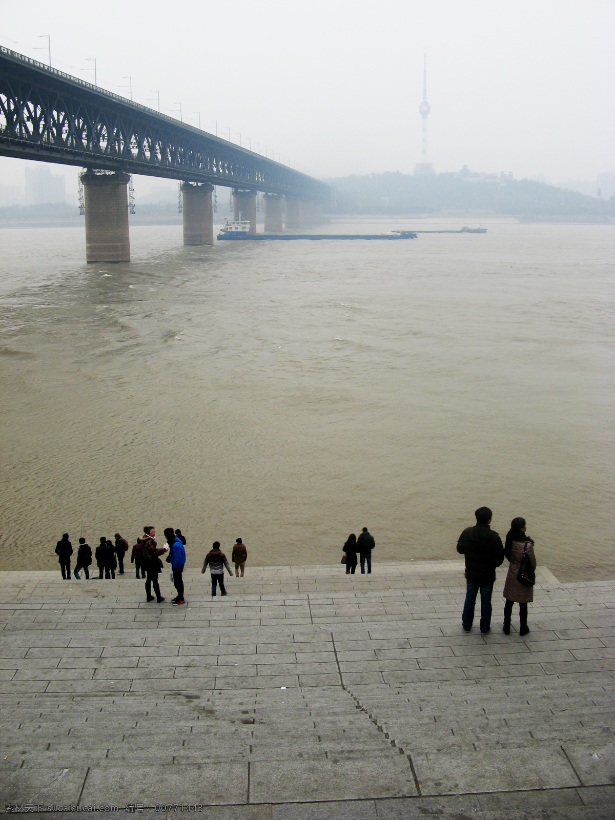 武汉 长江大桥 桥梁 防洪堤 长江 旅游摄影 国内旅游 红色