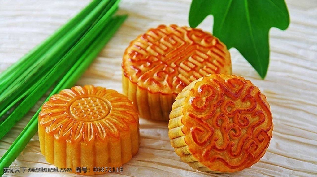 月饼图片 凤梨味月饼 莲蓉月饼 豆沙月饼 咸蛋黄月饼 草莓味月饼 老式月饼 中秋月饼 手工月饼 板栗味月饼 哈密瓜月饼 老五仁月饼 软皮月饼 黑芝麻月饼 餐饮美食 传统美食 月饼 五仁 豆沙 蛋黄 广式月饼 中秋