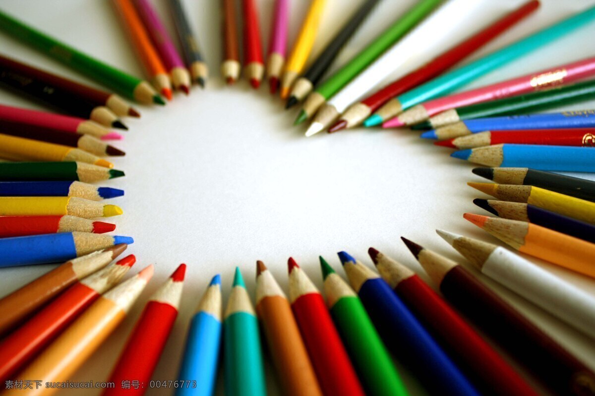 彩色 铅笔 摆 成 心形 彩色铅笔 学习办公 生活百科