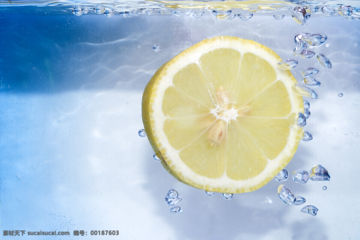动感 生物世界 水滴 水果 水珠 植物 柠檬 设计素材 模板下载 健康水果