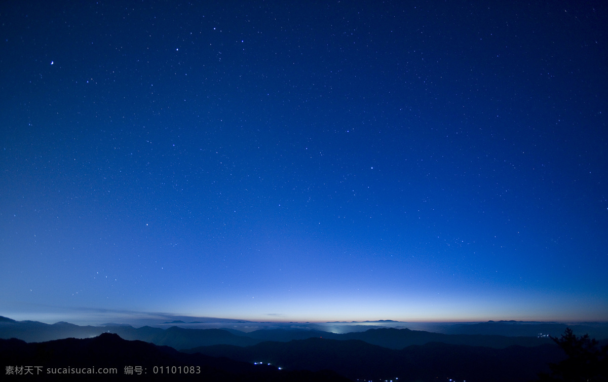 蓝色星空 夜晚星空 蓝色炫彩 山 晚上 夜空星星 繁星点点 自然景观 自然风景