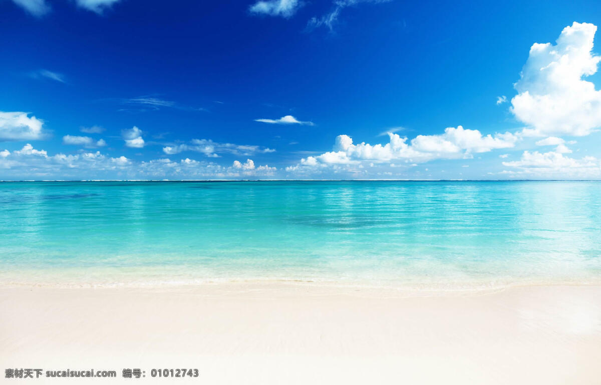 海滩 沙滩 风光 大海 清澈 蓝天 白云 海边 唯美 海岛 夏日海报 夏天 夏日 度假 旅游 假日 假期 休闲 蓝色海边 自然风景 自然景观