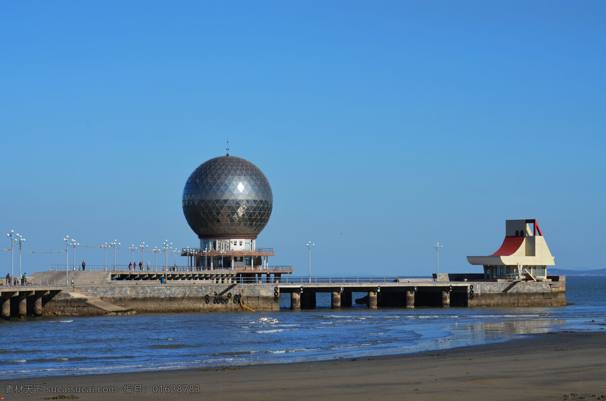 城市 风光图片 城市风光 大海 国内旅游 海滩 蓝天 旅游摄影 桥 黄海明珠 桥灯 家居装饰素材 灯饰素材