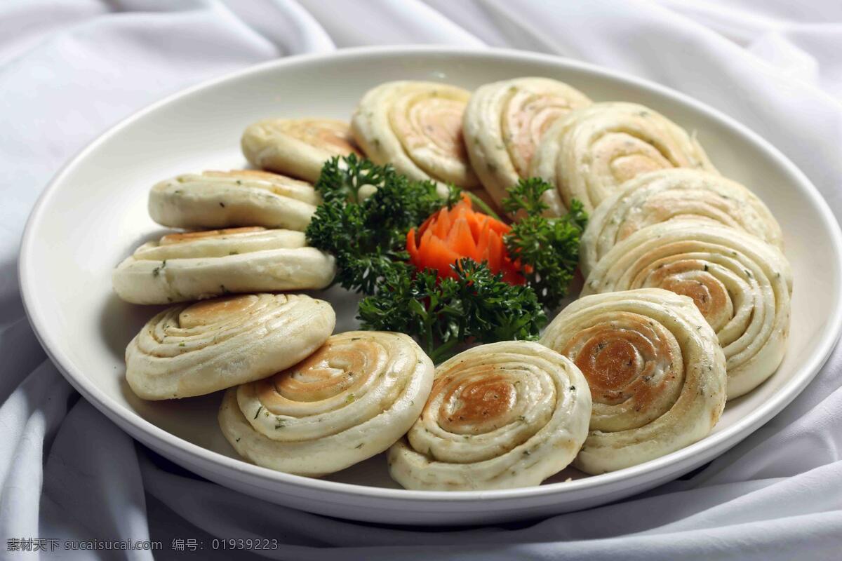 最近好想吃武汉的赵师傅油饼包烧卖西安的老金家蛋菜夹馍灵感来啦
