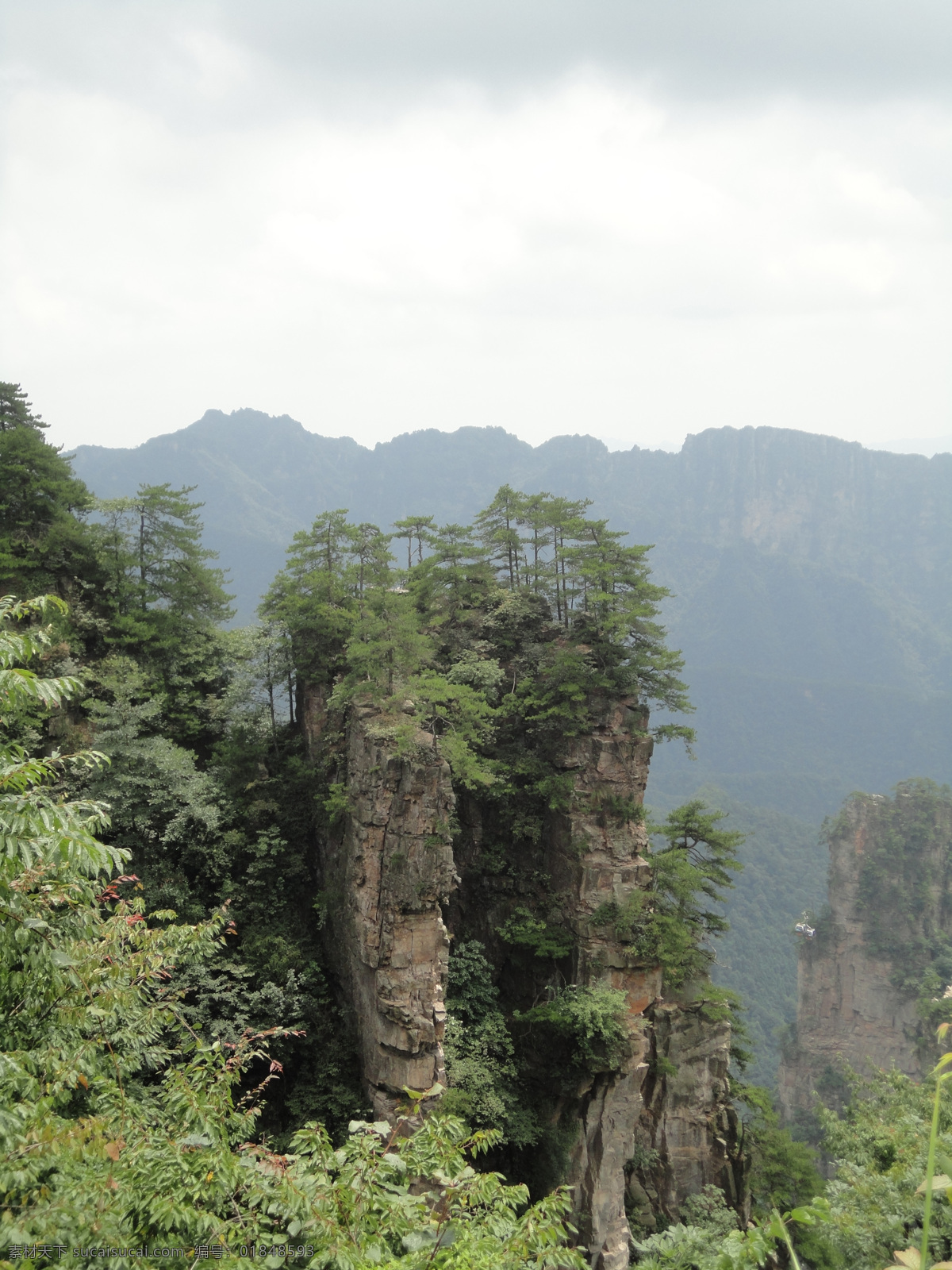 张家界 山 山峰 大山 山峦 山脉 青山 树木 湖南张家界 自然 风景 自然风景 旅游 自然景观