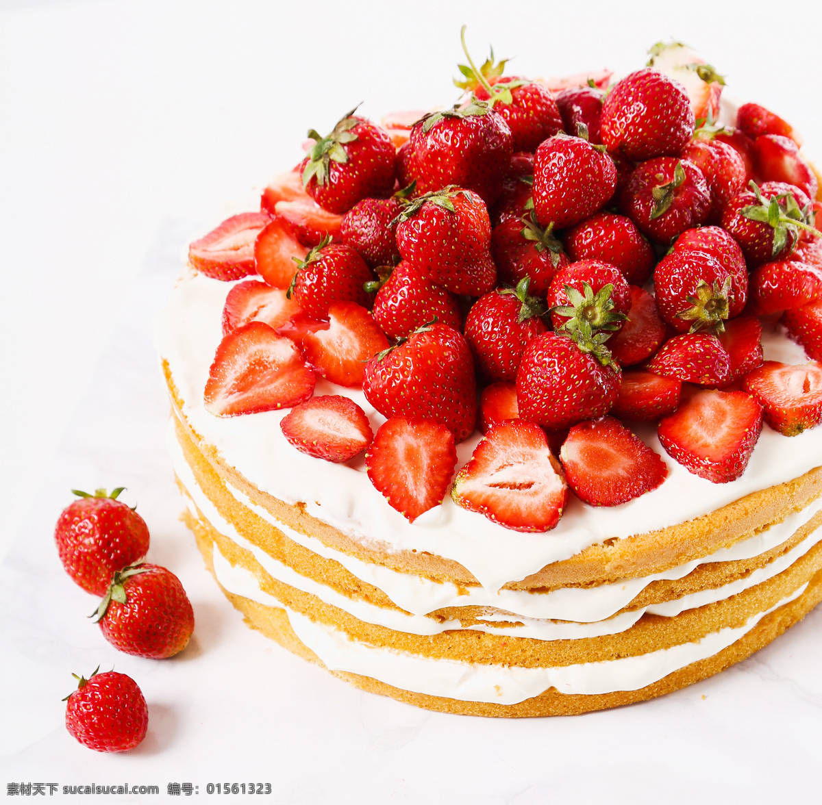 草莓 蛋糕 草莓蛋糕 水果蛋糕 甜品 美食 美味 食物摄影 生日蛋糕图片 餐饮美食