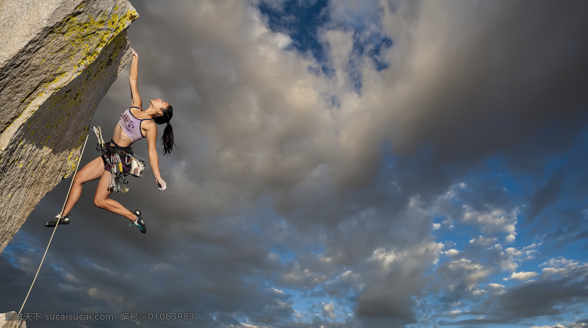 悬崖峭壁 女人 黄昏 攀岩 人物剪影 体育运动 户外运动 极限运动 生活百科