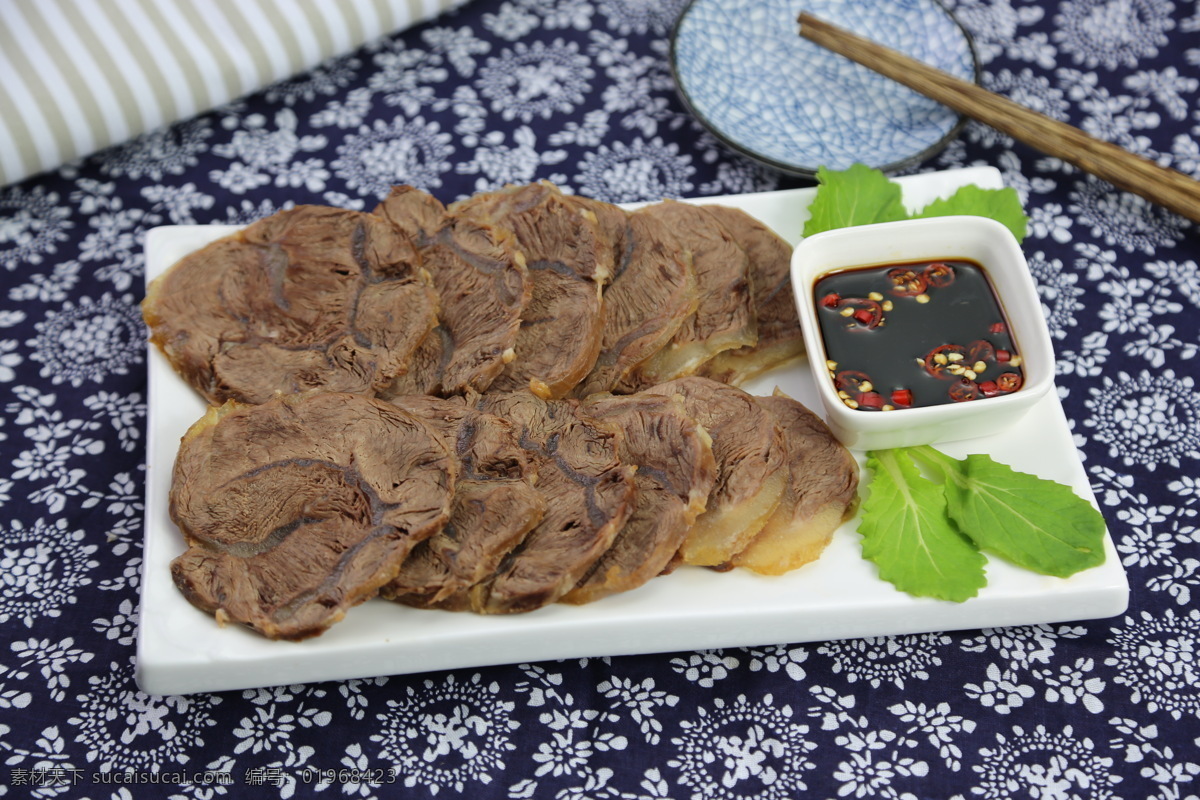 熟牛肉切片 牛肉 熟牛肉 牛腿肉切片 牛腱子肉 牛腱子肉切片 原料 餐饮美食 食物原料