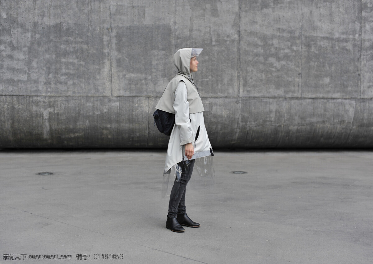 灰色 实用 雨衣 产品 恶劣天气 服装设计 户外装备