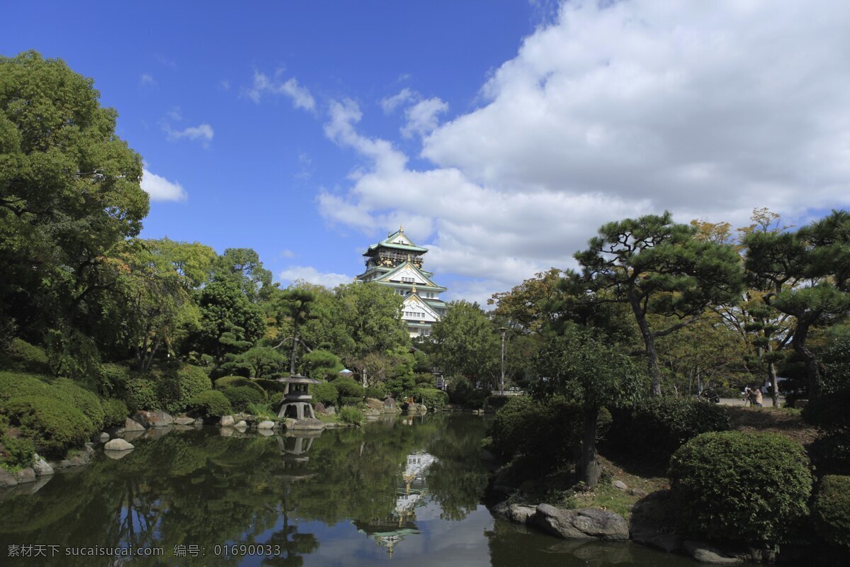 大阪 城 天 守 阁 一角 大阪城 公园 天守阁 日式园林 蓝天白云 旅游摄影 自然风景