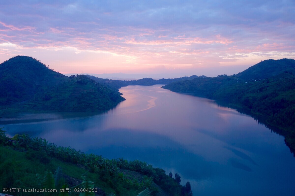 湖泊 湖水 水 河流 秀丽 自然景观 风景风光 山 山水 山色 山清水秀景观 旅游摄影 国内旅游