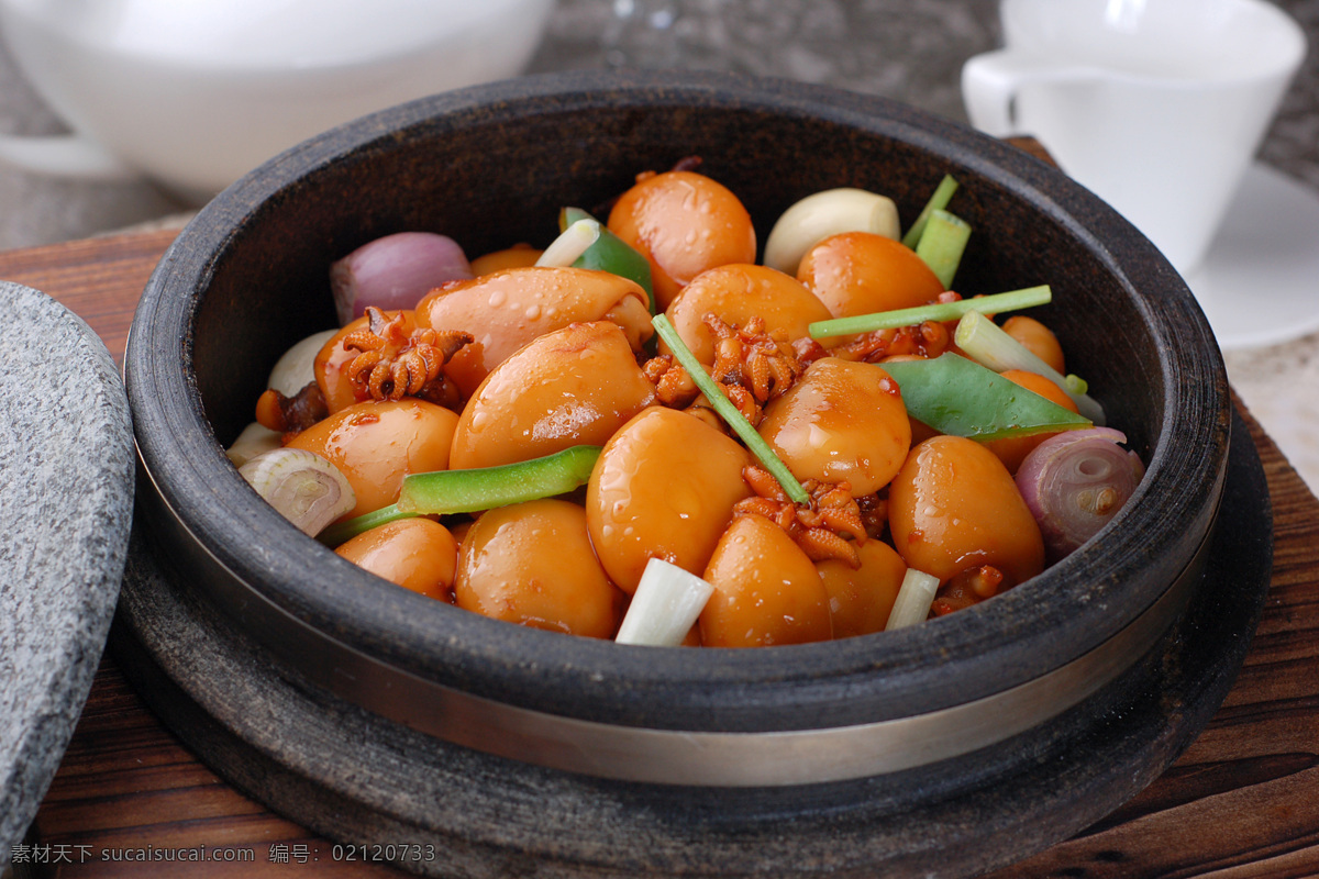 砂锅墨鱼仔 传统美食 美食 港式 中式 餐饮美食