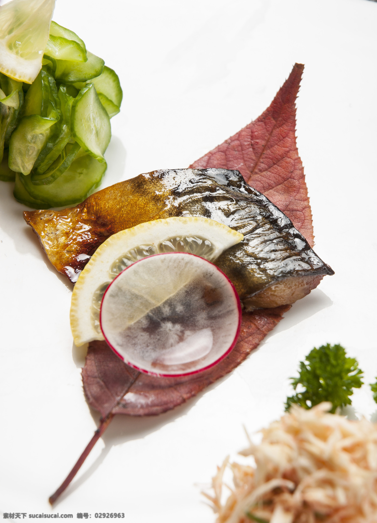 日本料理 日本 料理 鱼 树叶 美味 餐饮美食