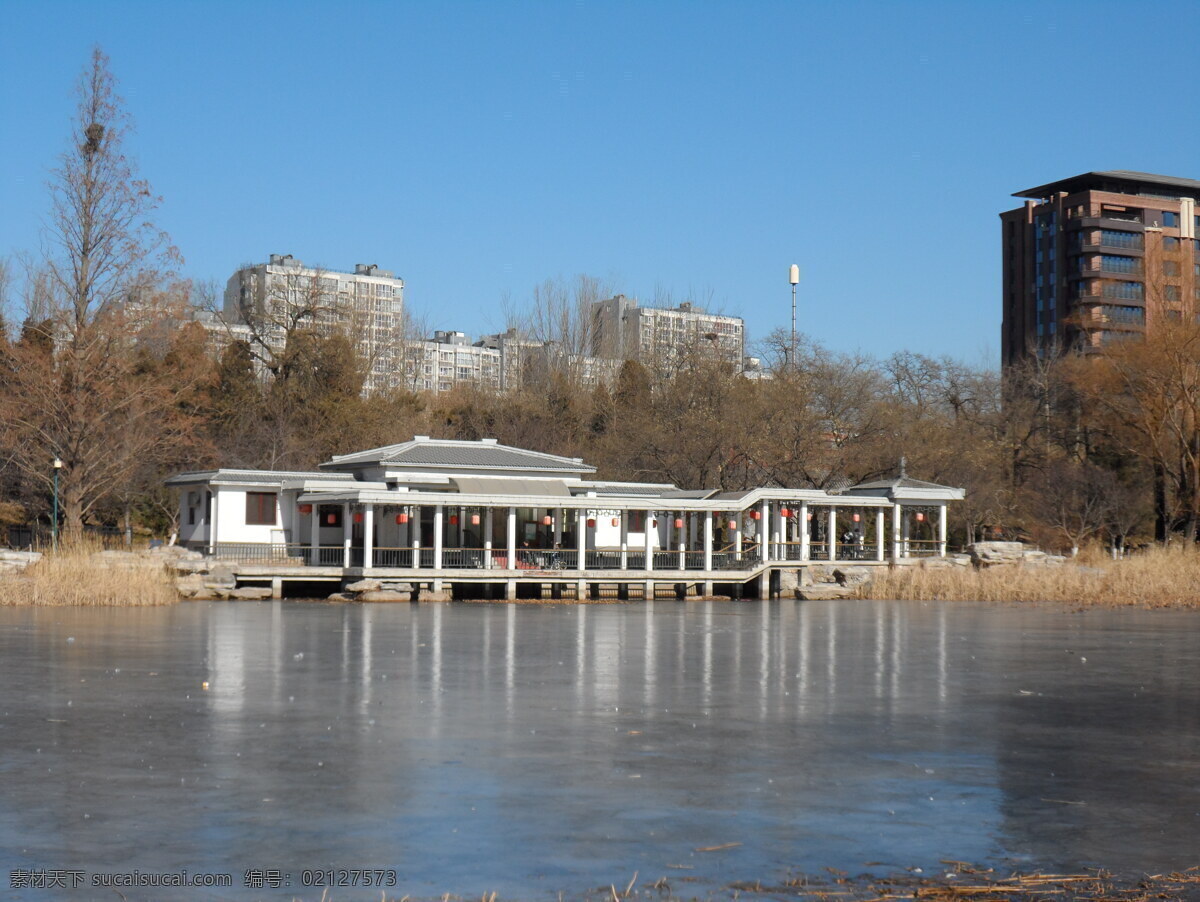 玉渊潭公园 北京 建筑 树木 冰 蓝天 倒影 冬季 国内旅游 旅游摄影 灰色