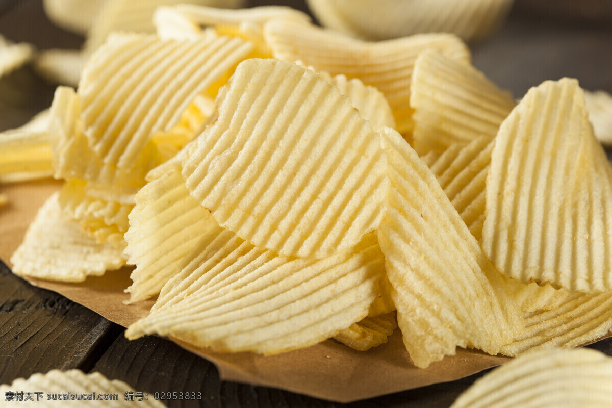 薯片 美味薯片 美式薯片 香脆薯片 膨化食品 烤薯条 零食 油炸 土豆片 土豆制品 食品 食品海报 快餐食品 油炸薯片 炸薯片 美食 餐饮美食 传统美食
