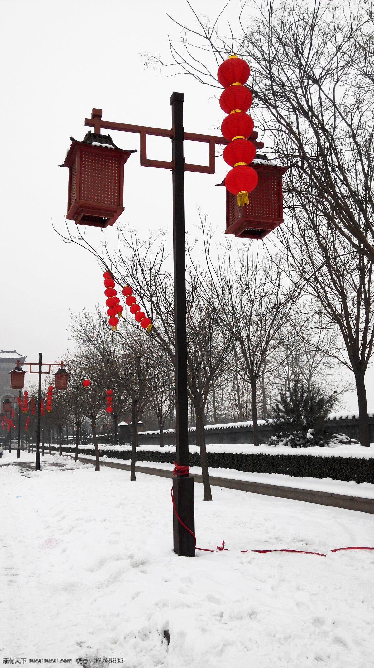 风景图 红灯笼 街道 雪景 下雪 树木 天空 过年 自然景观