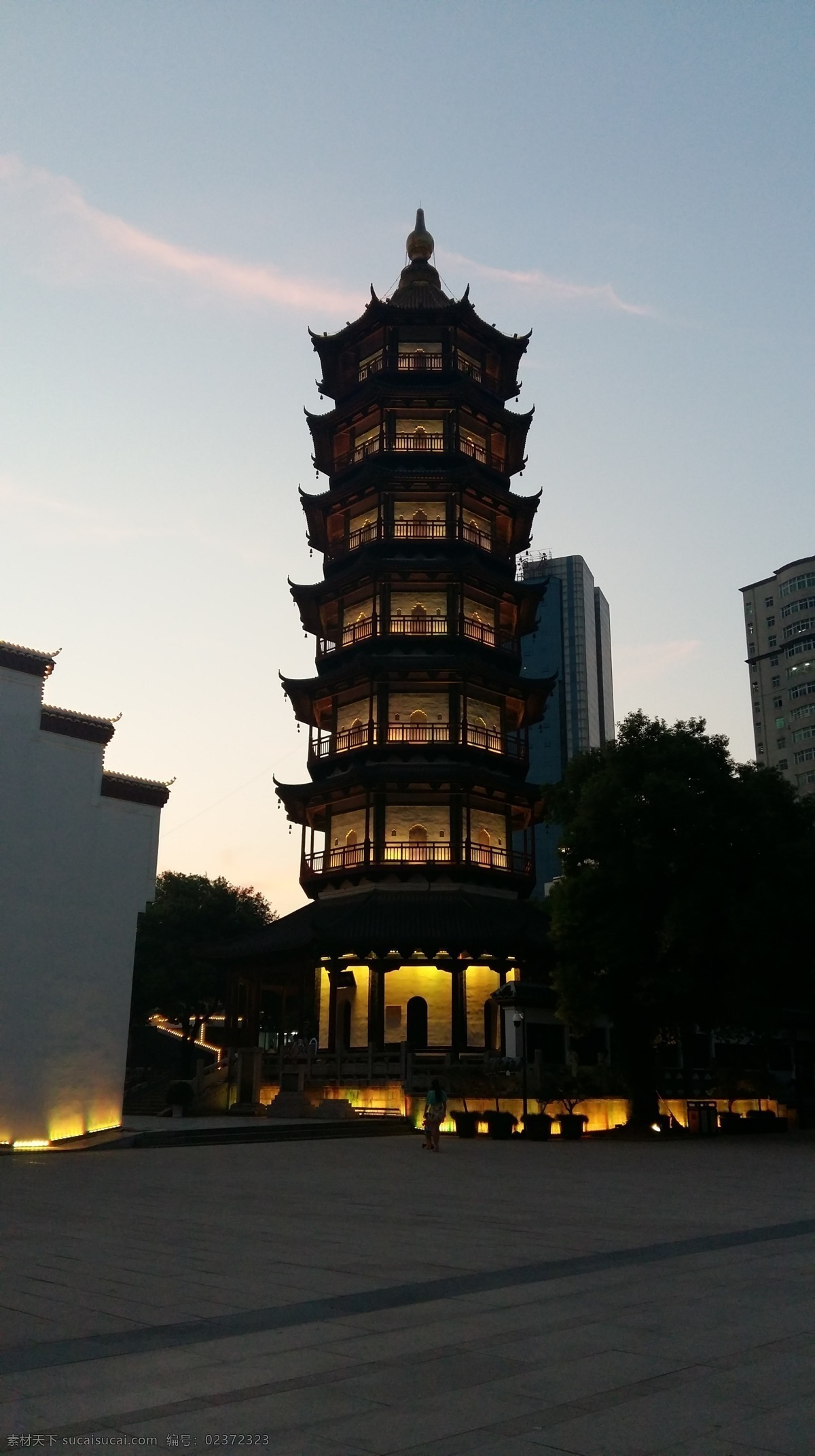 江西 南昌 绳金塔 塔 塔楼 夜色 夜景 灯光 山水风景 建筑园林 建筑摄影