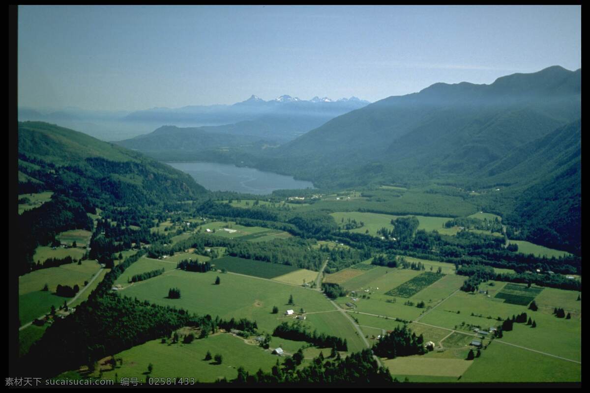 瑞士田园 瑞士 田园 鸟瞰 山体 稻田 绿地 河流 山水风景 自然景观
