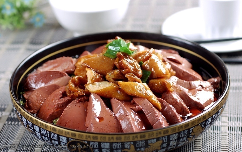 鸭血烧肥肠 美食 传统美食 餐饮美食 高清菜谱用图