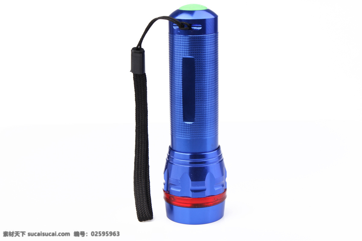 手电筒 黑色 蓝色 生活百科 生活素材 照明 节能小手电筒 海报 环保公益海报
