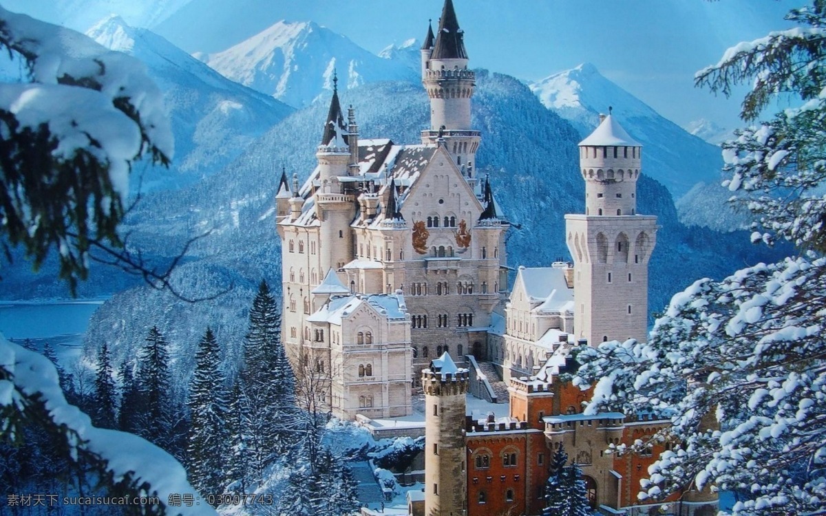 冬天 雪山 上 漂亮 城堡 漂亮的城堡 欧式建筑 欧洲建筑 树木 雪 山 河流 小城堡 欧洲城堡 自然建筑风景 建筑园林 建筑摄影