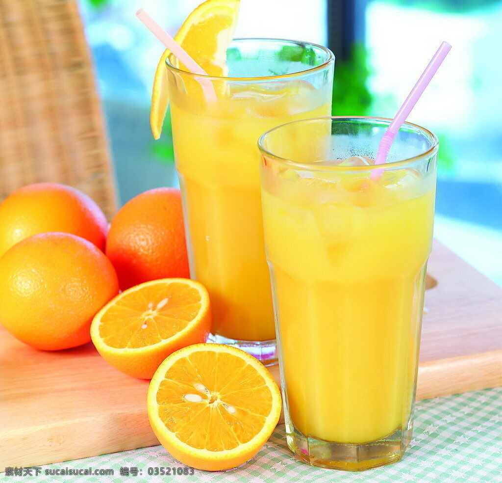 鲜 澄 汁 杯子 橙子 摄影图片 a4 专用 菜谱 鲜澄汁 管子 风景 生活 旅游餐饮