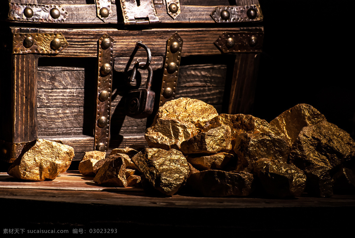 箱子 里 许多 黄金 石头 宝箱 财富 金子 黄金石头 金融货币 金融财经 商务金融