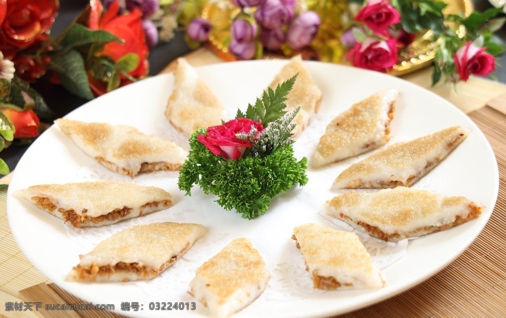 香煎糍粑鸭 香 煎 糍粑 鸭 糍粑鸭 煎糍粑鸭 香酥糍粑鸭 鸭肉 传统美食 餐饮美食