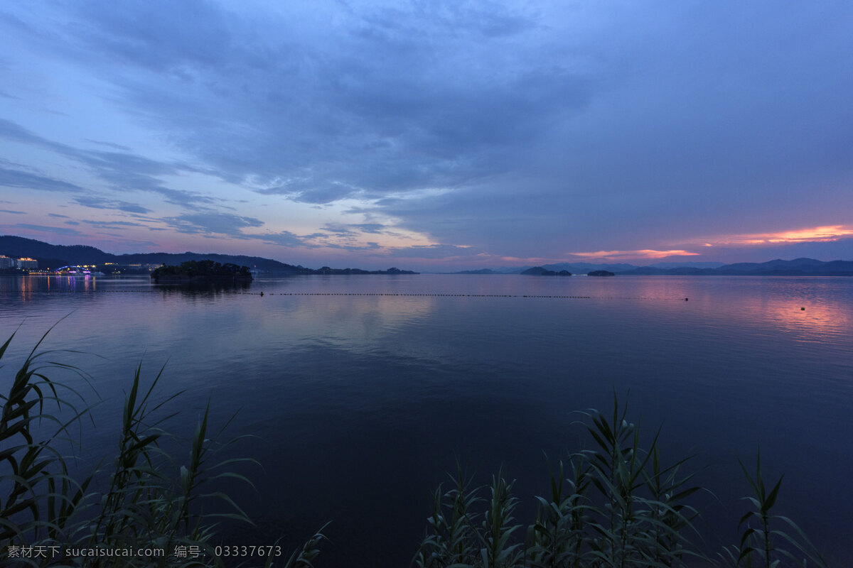 千岛湖风景 千岛湖 傍晚 美景 晚霞 芦苇 中心湖区 别墅 度假屋 旅游摄影 国内旅游