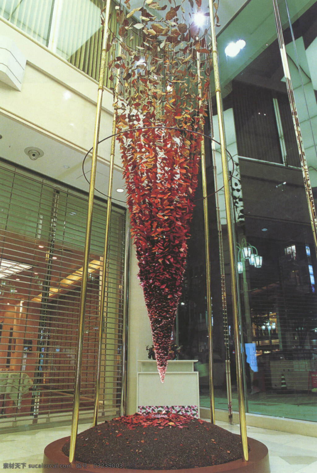 橱窗 吊顶 花瓣 花朵 建筑园林 节日 日本 商场 商场展示 装饰 展示 装修 装潢 造型 日本橱窗 室内摄影 家居装饰素材 展示设计