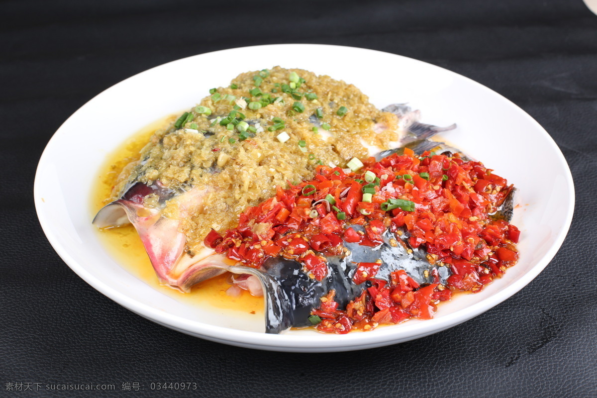 双椒鱼头 剁椒 鱼头 双椒 剁椒鱼头 辣椒 餐饮美食 传统美食