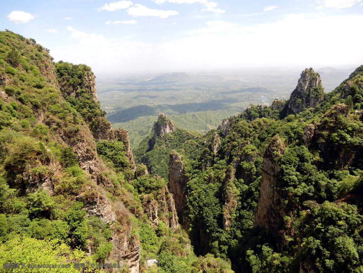 云蒙山风景 易县 山峰 山脉 树木 绿树 蓝天 白云 自然风景 自然景观