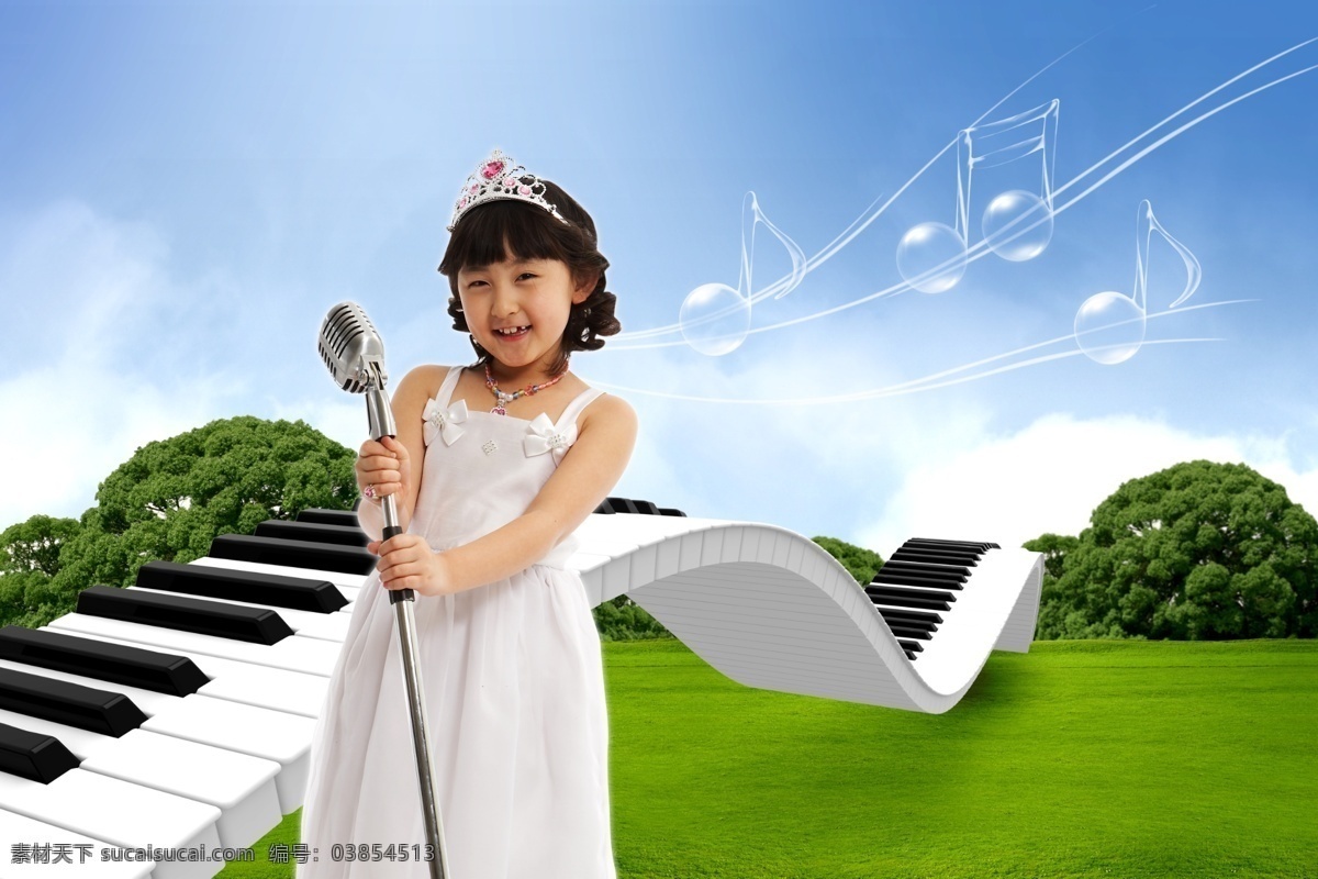 钢琴 键 旁 小女孩 psd素材 草地 女孩 琴键 音乐 psd源文件