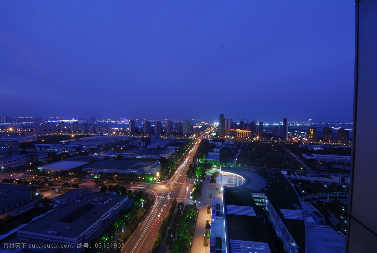 城市夜景 城市 夜幕下的城市 上海 苏州 俯瞰城市 灯火辉煌 城市建筑 建筑摄影 建筑园林